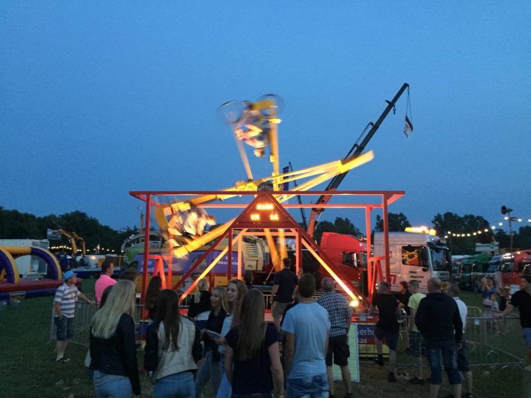 Looping Bikes Truckersfestival Balkbrug